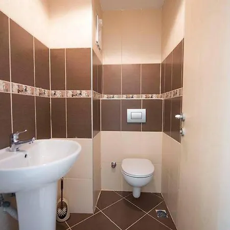 Antalya Oteller Boelgesinde Site Icinde Villa