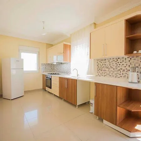 Antalya Oteller Boelgesinde Site Icinde Villa ヴィラ アンタルヤ